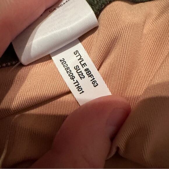 J. Crew V-Neck Plunge One-Piece Swimsuit‎ in Olive Green Sz 24 Plus NEW - Picture 7 of 7